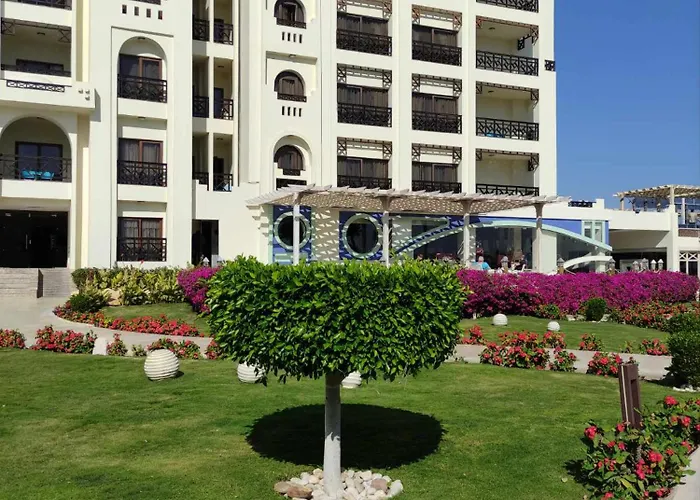 Апартаменты Buki-gravity-homes, Spacy Beachfront In 5 Star Gravity Sahl Hasheesh- For Guests With Nonegyptian Passports