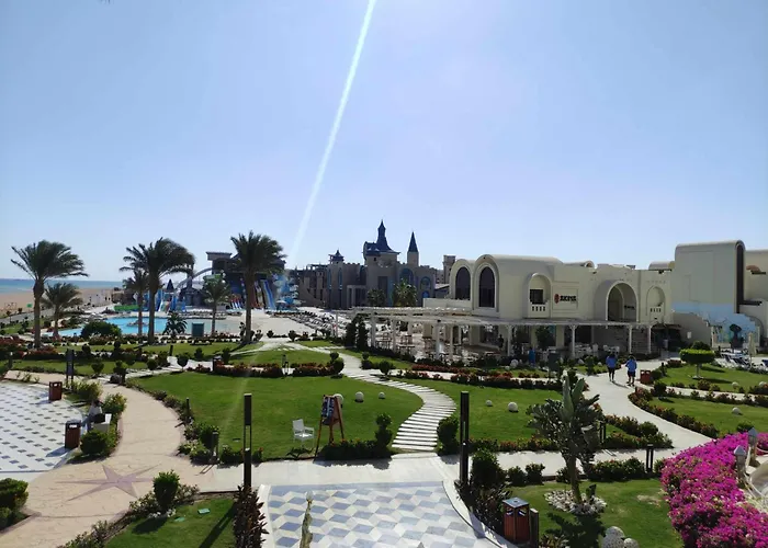 Buki-gravity-homes, Spacy Beachfront In 5 Star Gravity Sahl Hasheesh- For Guests With Nonegyptian Passports