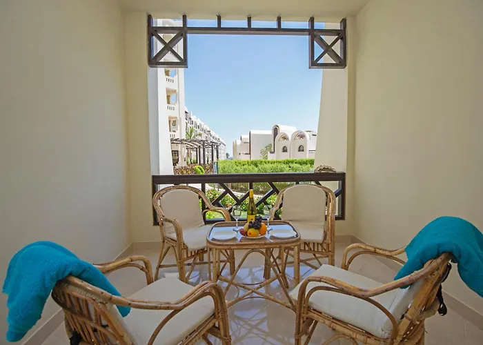 Апартаменты Buki-gravity-homes, Spacy Beachfront In 5 Star Gravity Sahl Hasheesh- For Guests With Nonegyptian Passports Хургада